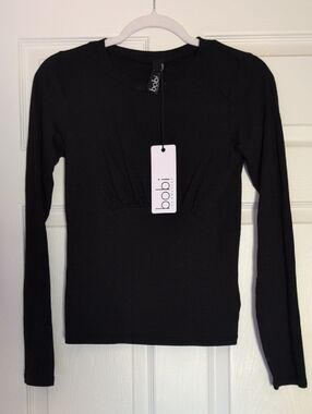 bobi Black Long Sleeve Scoop-Neck Fitted Top